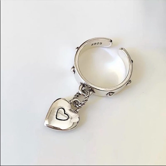 NEW 925 Sterling Silver Heart Charm Ring - Picture 3 of 6